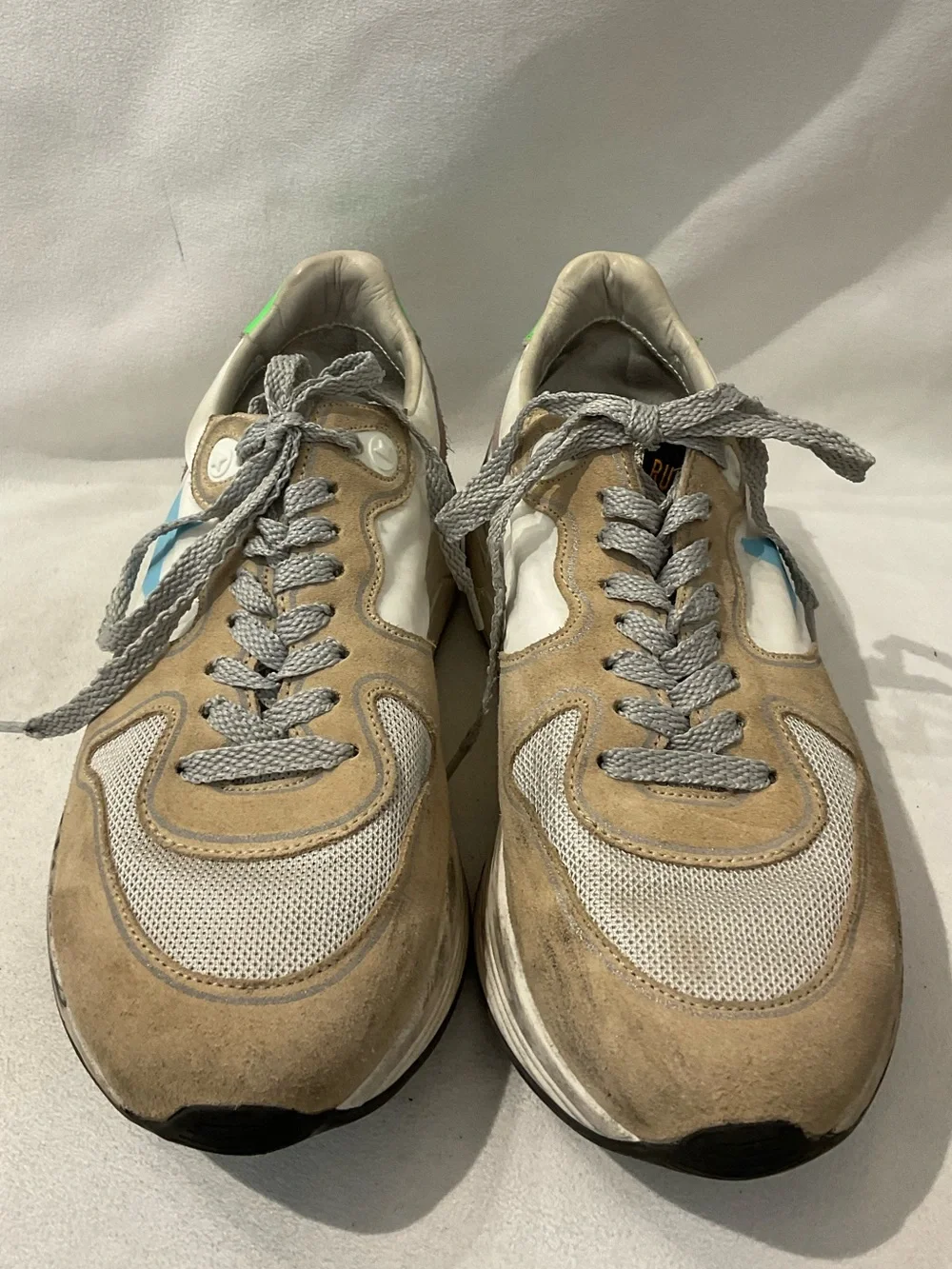 Golden Goose Sneakers